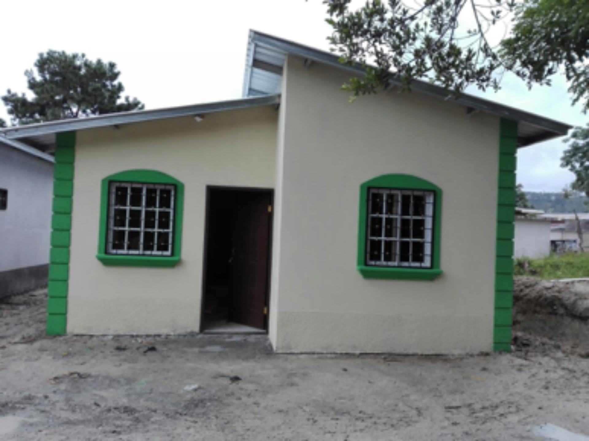 En Santa Rosa de Copán, 13 familias con vivienda nueva Hábitat para