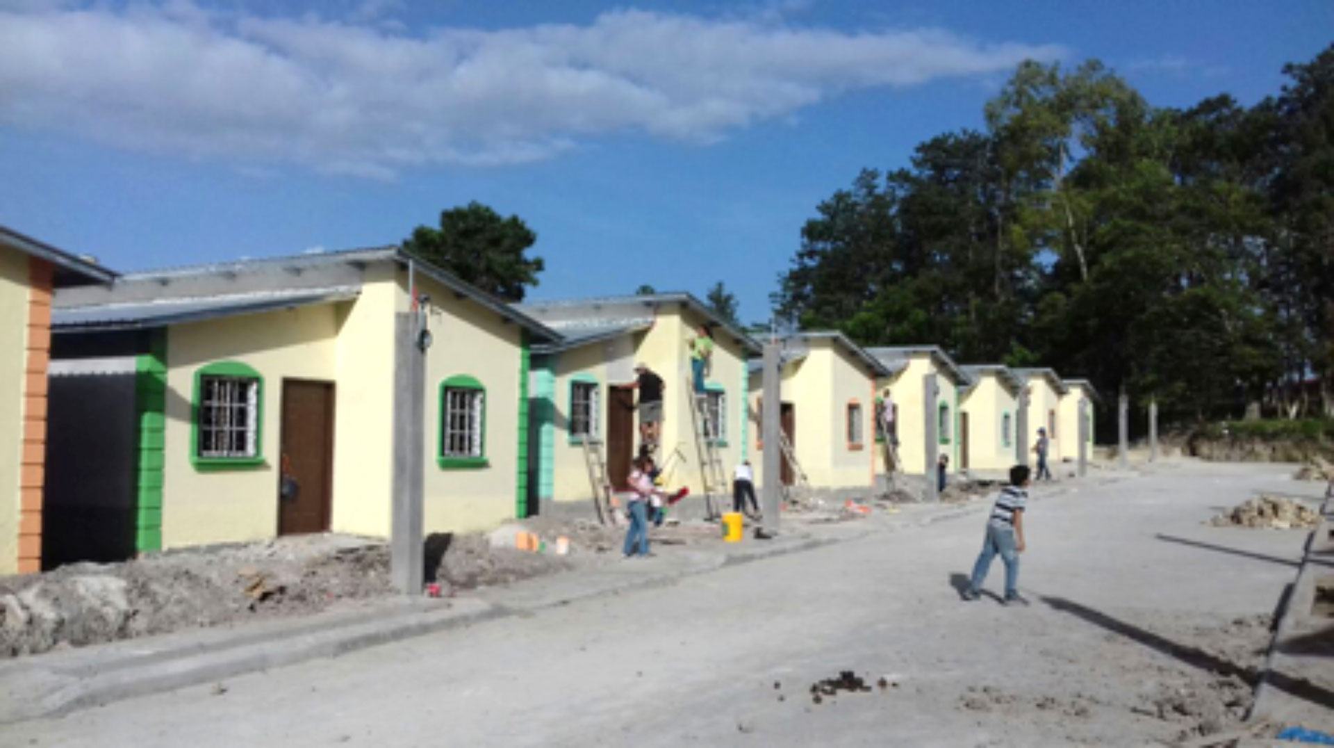 En Santa Rosa de Copán, 13 familias con vivienda nueva Hábitat para